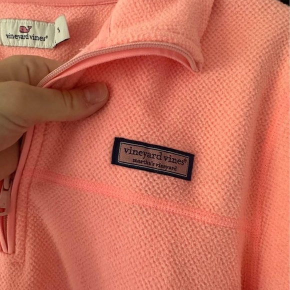 Vineyard Vine's 1/4 Zip - Picture 2 of 3